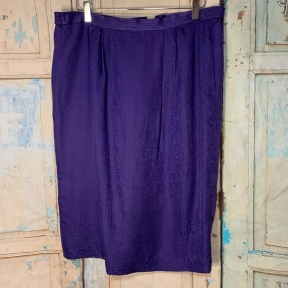 Womans 12 Purple Silk Skirt with pleats - Picture 1 of 7